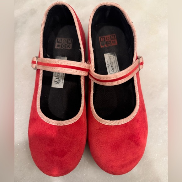 Bonton Red Jane Soft Mary Jane Shoe Girls Size 34 (10/12 Yrs Old) - Picture 4 of 6
